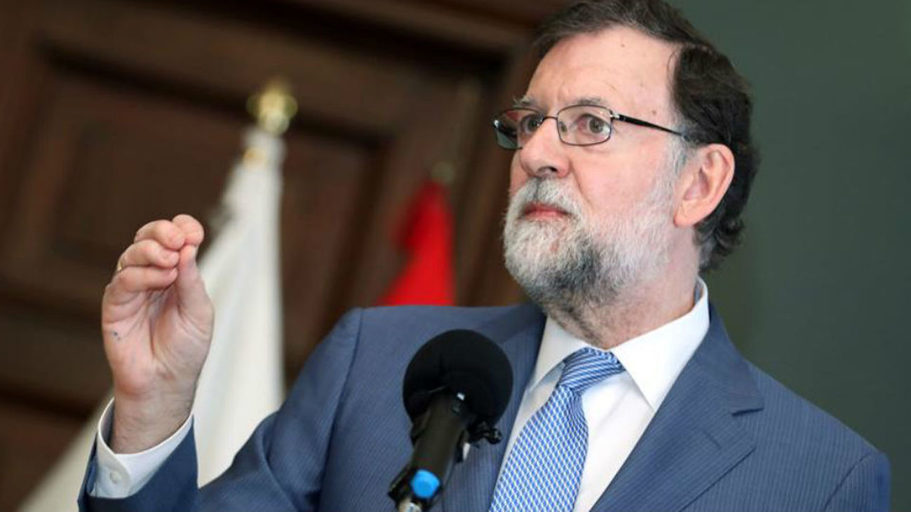 Rajoy rechaza un Govern "inviable" y pide respeto a la ley y diálogo serio