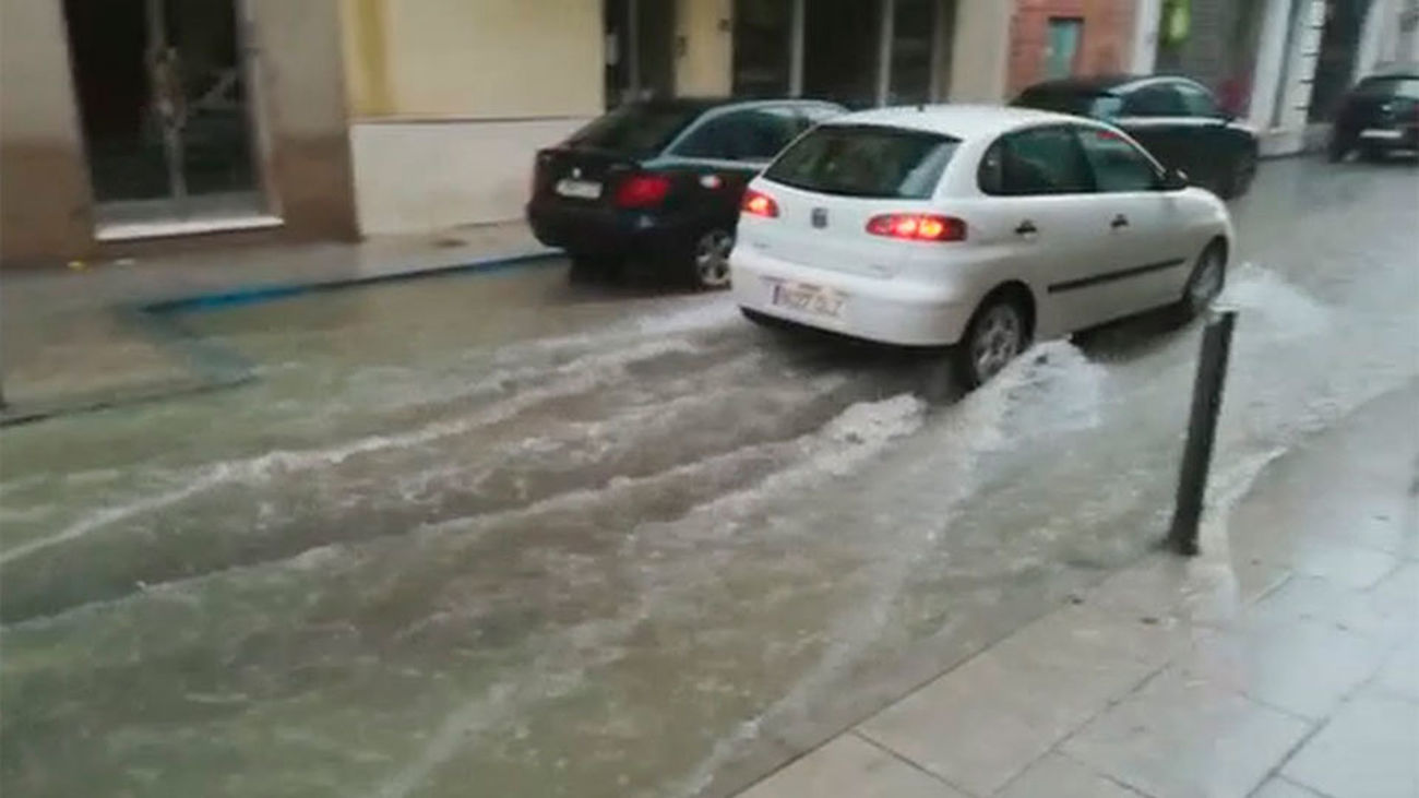 Sigue la alerta por lluvias y tormentas que han causado numerosos daños en Andalucía