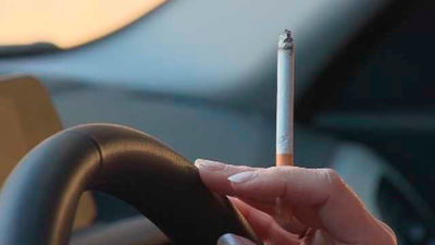 Los médicos de familia piden incrementar el precio del tabaco y prohibir fumar en coches y recintos deportivos