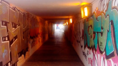 Túneles en Batán ocupados por personas sin hogar