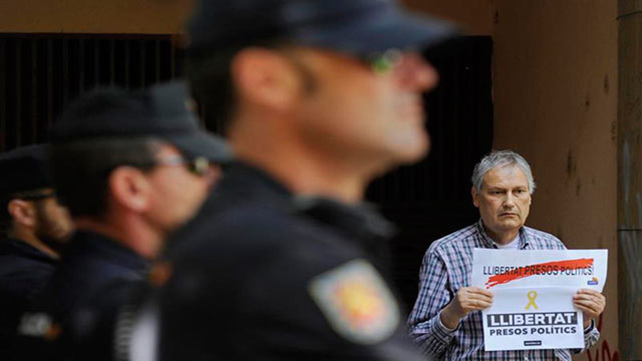 Treinta detenidos por desviar subvenciones de la Diputación de Barcelona en la etapa de CiU
