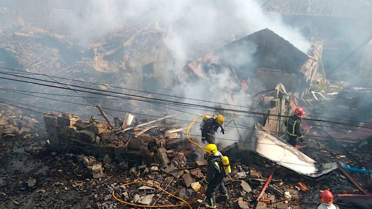 Hallan una segunda víctima mortal en el lugar de la explosión pirotécnica en Tui