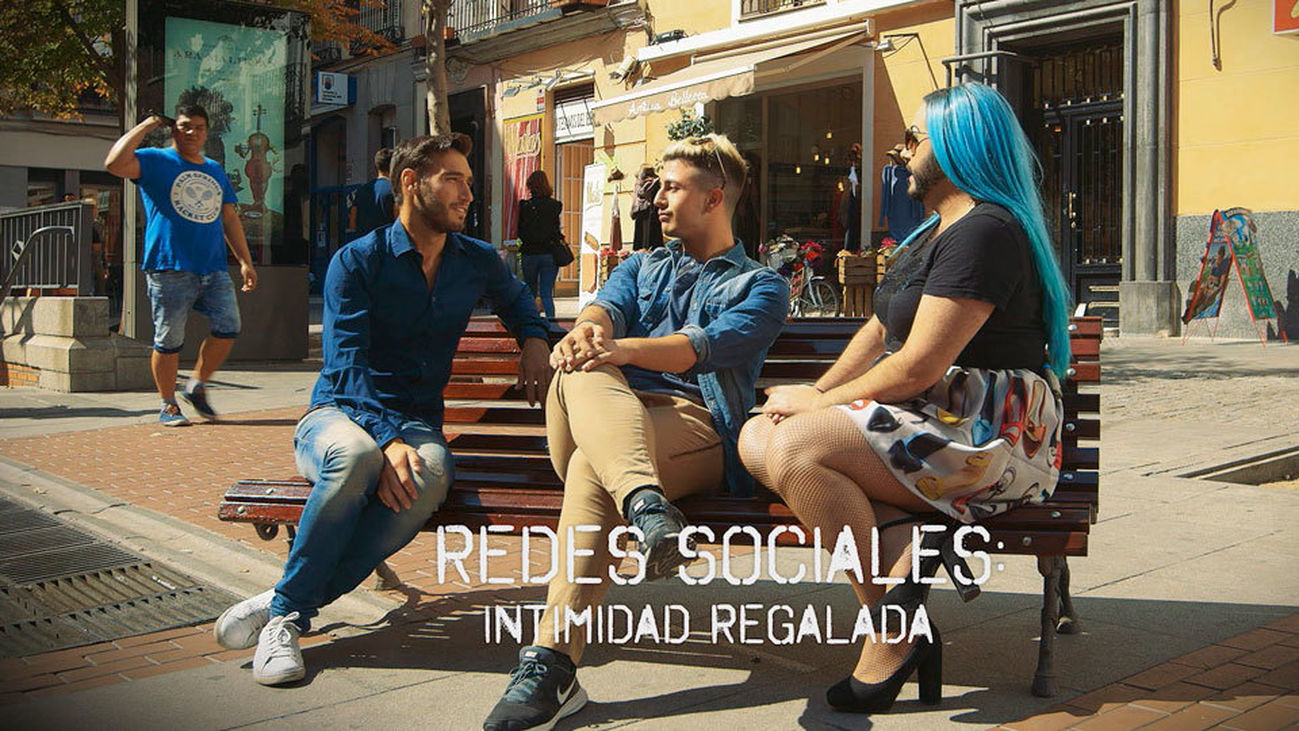 Redes Sociales: Intimidad regalada