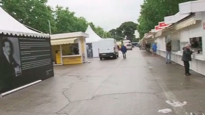 Abre la Feria del Libro, pero se pospone la inauguración oficial por la lluvia