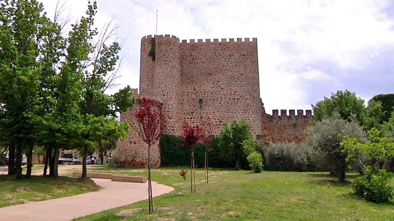 El Castillo de la Coracera, una vinoteca en San Martín de Valdeiglesias