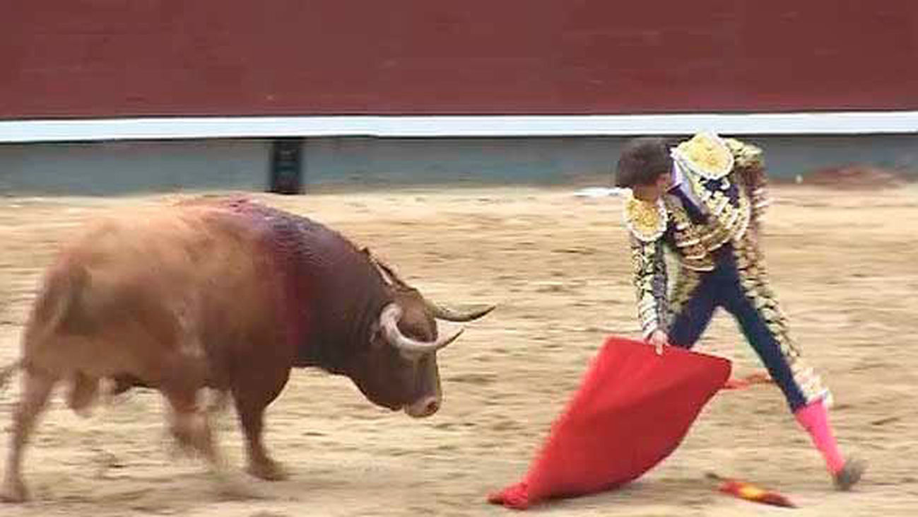 17ª de la Feria de San Isidro 2018: El Juli se vino arriba con el Alcurrucén