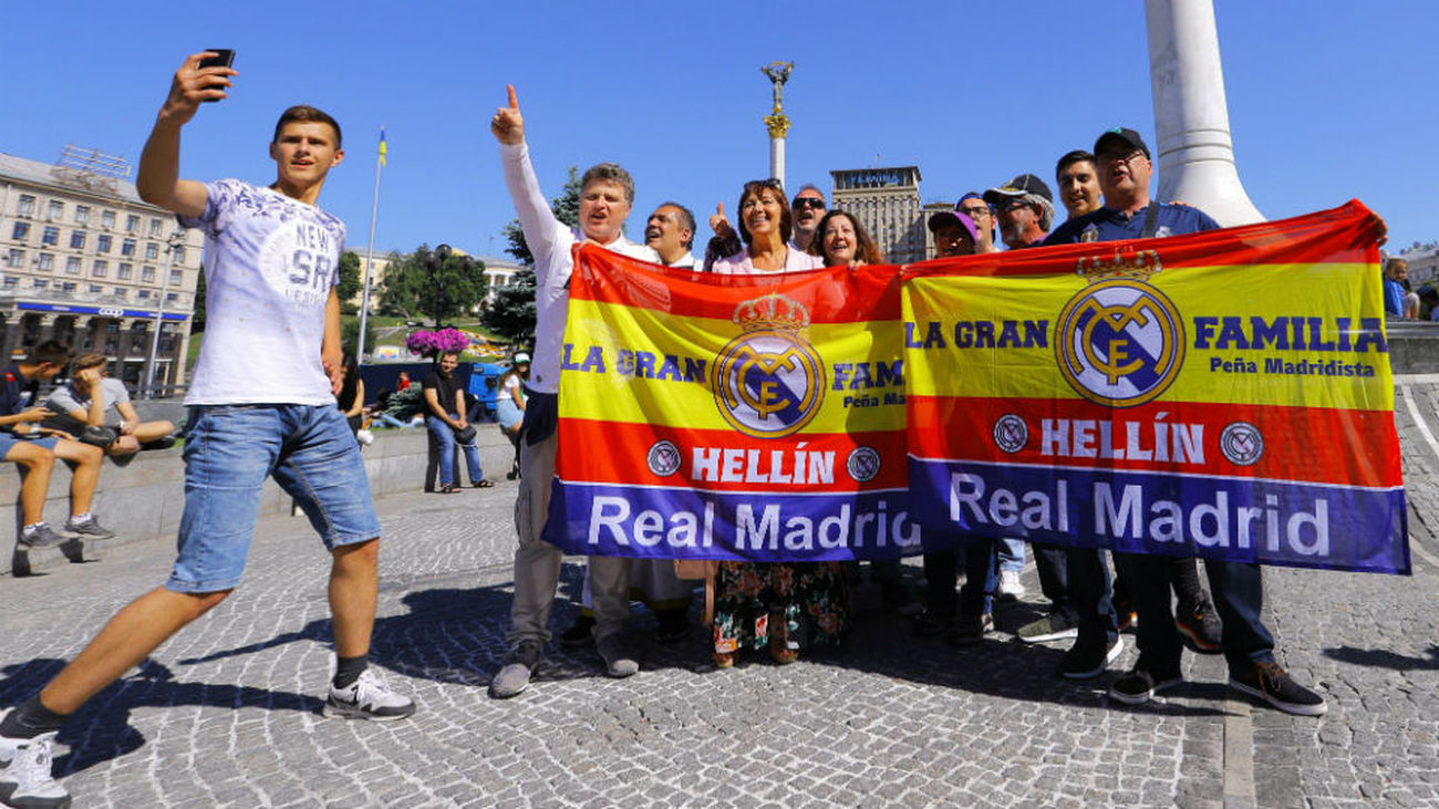 Raúl, Roberto Carlos, Mijatovic, Arbeloa y Salgado encienden la fan zone
