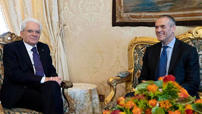 El presidente italiano encarga formar Gobierno al economista Cottarelli