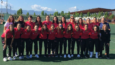 A Primera, de Tacón