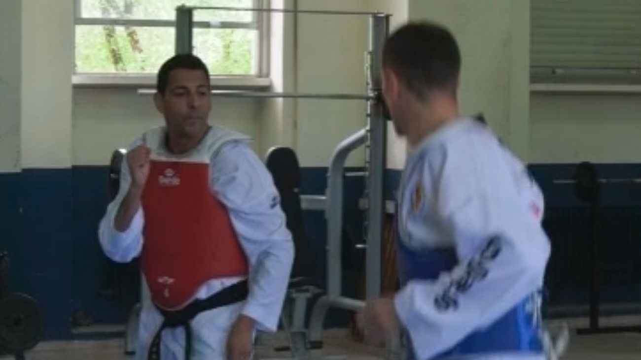 Carlos Morán, policía y taekwondista