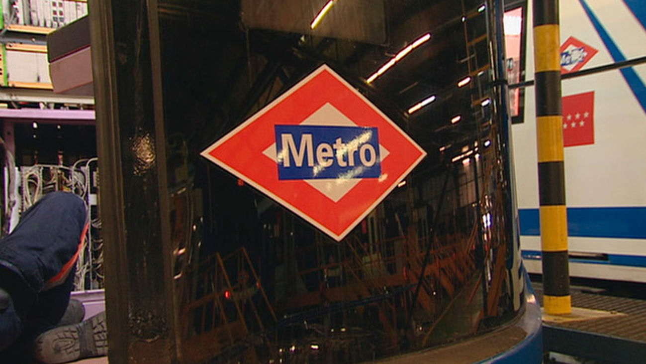 Paros parciales en el Metro este lunes con servicios mínimos de hasta el 69%