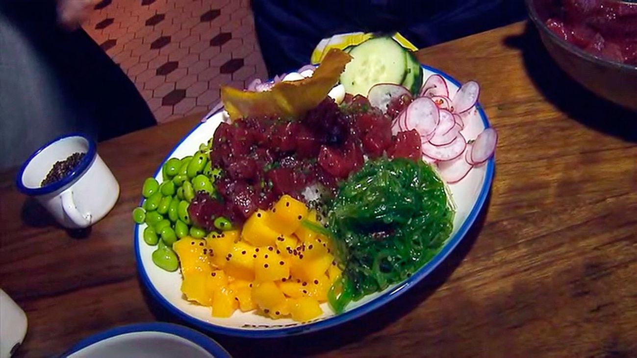 La receta: Atún rojo al jenjibre con mango y algas de wakame