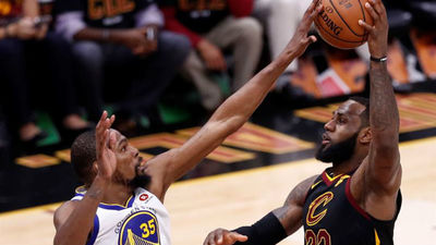 102-110. Los Warriors, a una victoria del anillo tras una exhibición de Durant