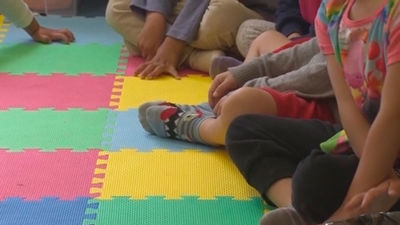 El esfuerzo y dedicación de una estudiante de La Cañada logra que los niños estudien