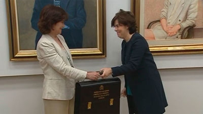 Relevo cordial en todos los ministerios con momentos de complicidad y cita de objetivos