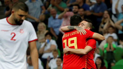 1-0. Aspas salva el último examen antes del Mundial