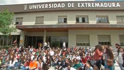 Dimite vicerrector de la Universidad de Extremadura por la filtración de la EBAU