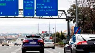 Identifican qué elementos externos distraen más a los conductores