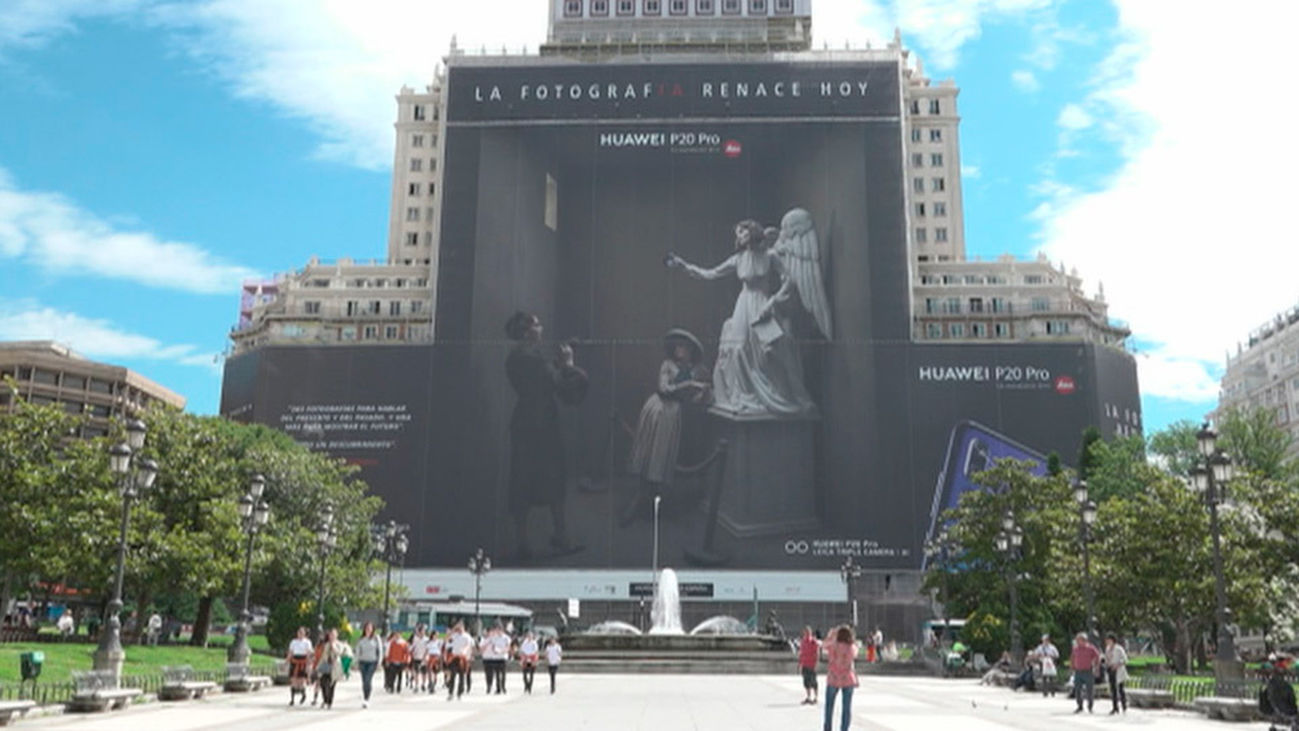 La lona publicitaria más grande del mundo está en Madrid