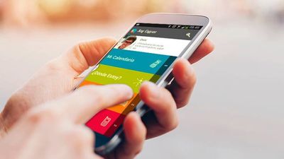 Estudiantes diseñan una app contra la violencia machista que gana la XII Competición Nacional de Miniempresas