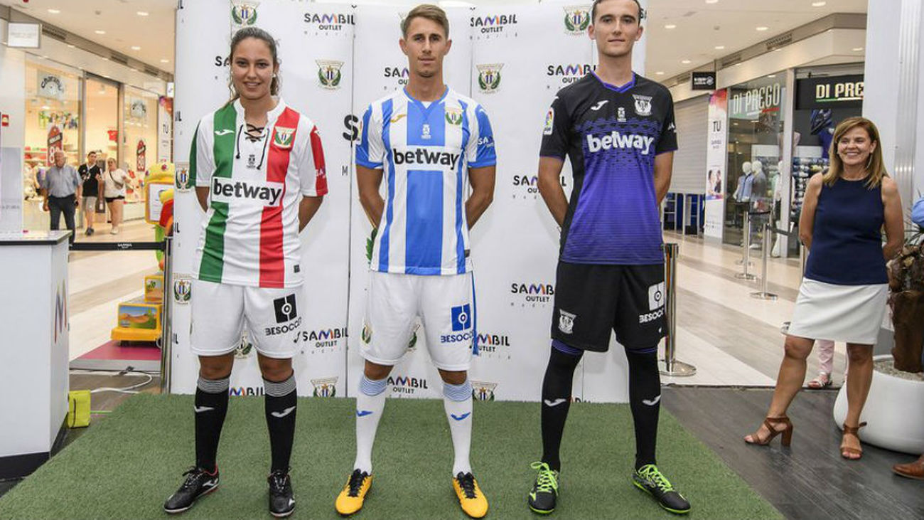 El Leganés presenta sus tres nuevas equipaciones