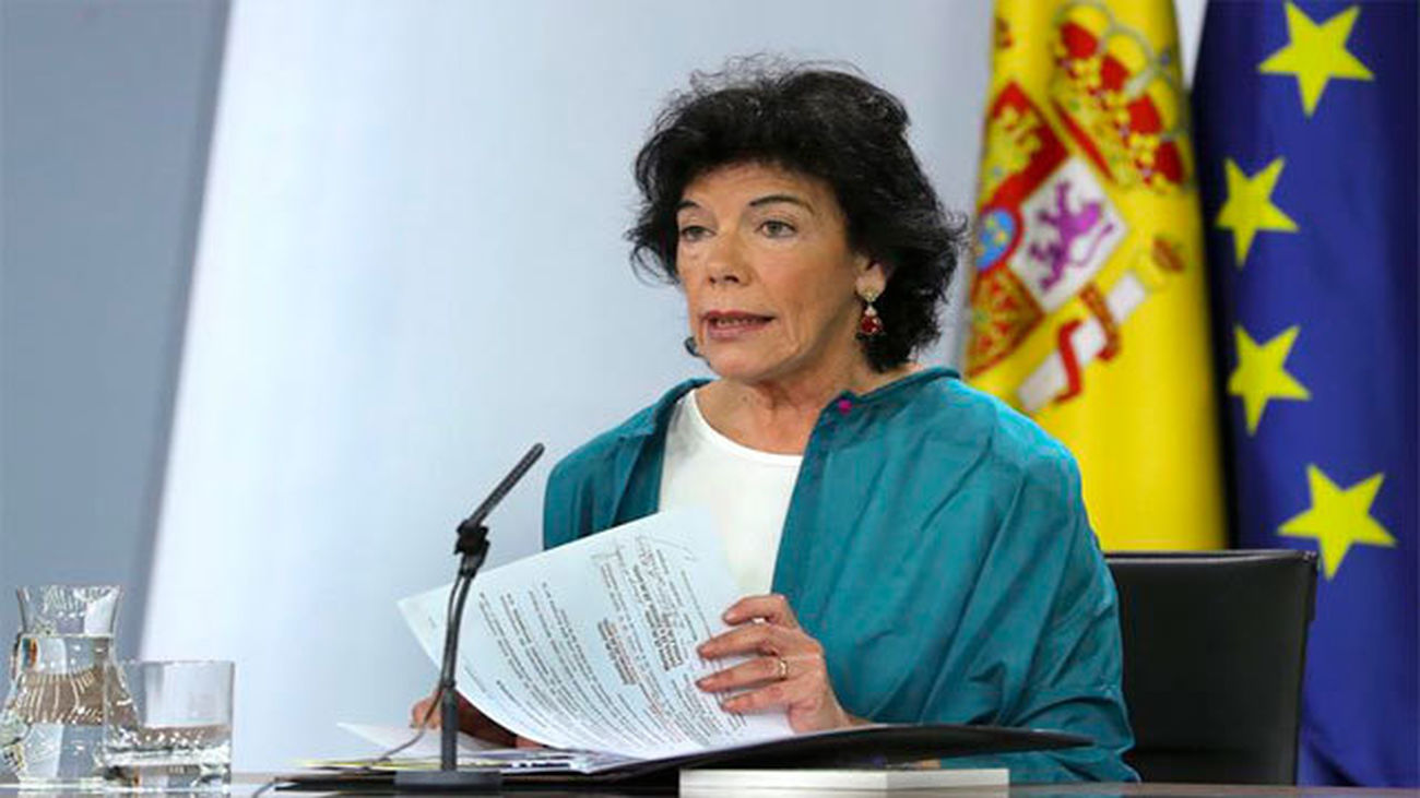 El Gobierno estudia cómo personarse en defensa de la víctima de La Manada