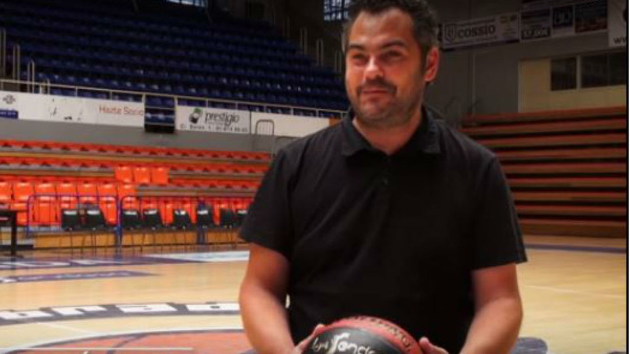 Julbe: "No creo que el Fuenlabrada tenga que pensar en evitar el descenso"