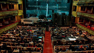 El Teatro de la Zarzuela vuelve a abrir sus puertas con la comedia musical '24 horas mintiendo'