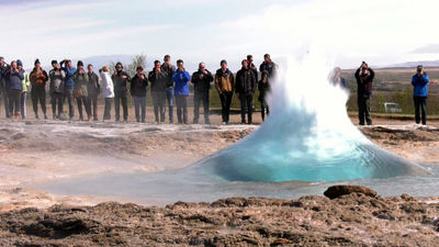 Madrileños por el mundo, Islandia: Lagos, volcanes y géiseres