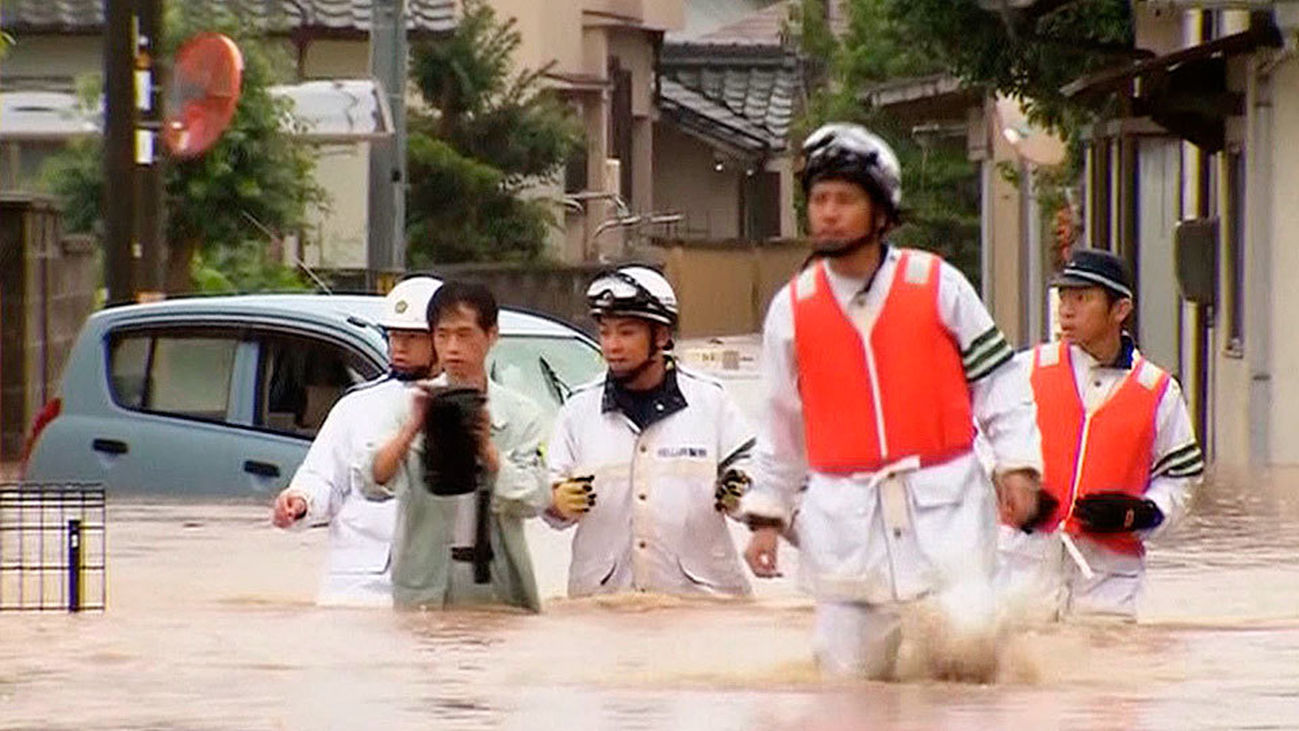 La lluvia anega Japón