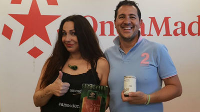 Esmeralda Grao canta en directo en 'Amos de Casa'