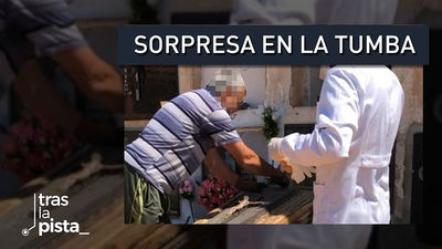 ¡Desagradable sorpresa al exhumar la tumba de un bebé!