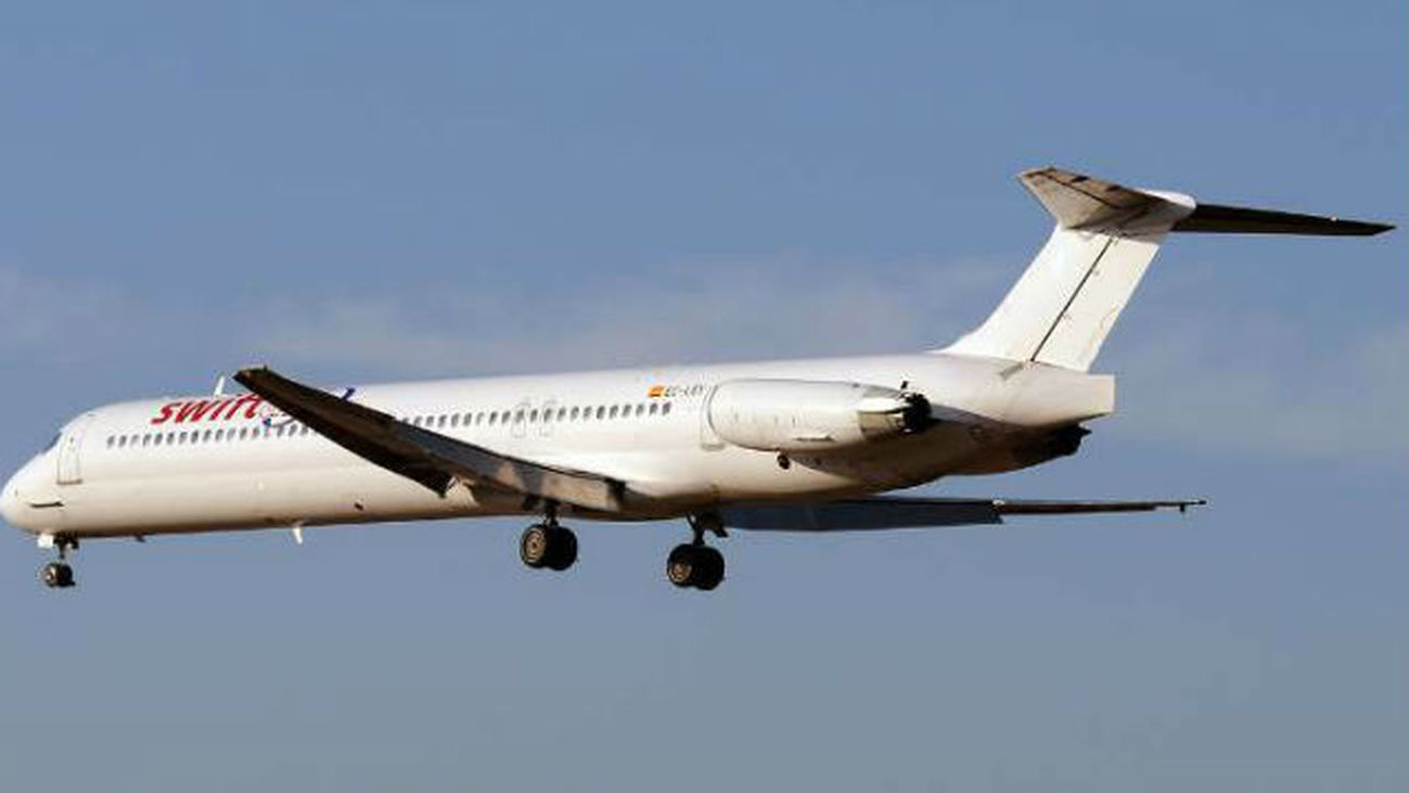 El avión de Air Algérie se desintegró al estrellarse, en vista de los restos . Escucha al portavoz de Swiftair