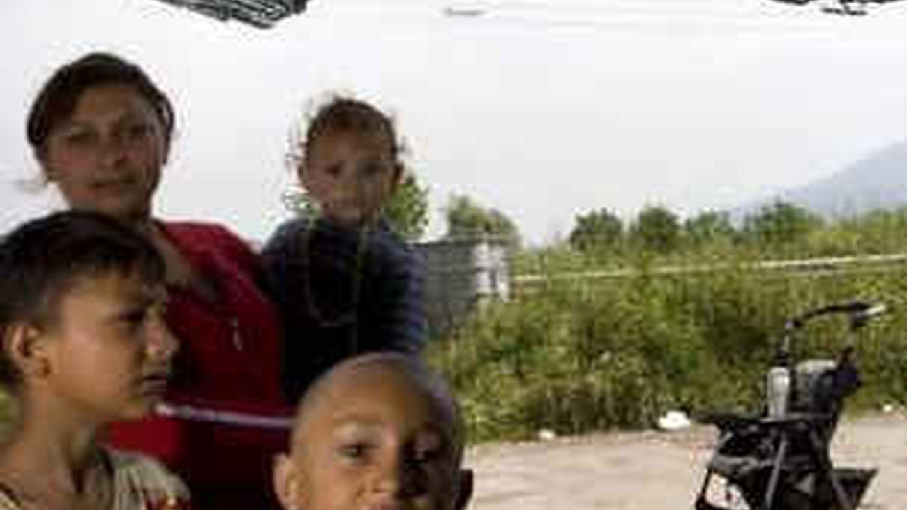 Asociaciones de rumanos denuncian la canción 'Soy un rumano en Madrid' por xenófoba