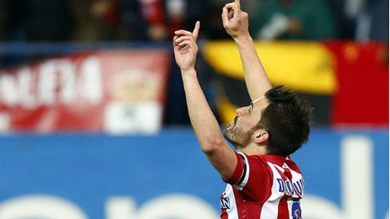 El At. Madrid golea 4-0 a la Real Sociedad y se coloca líder