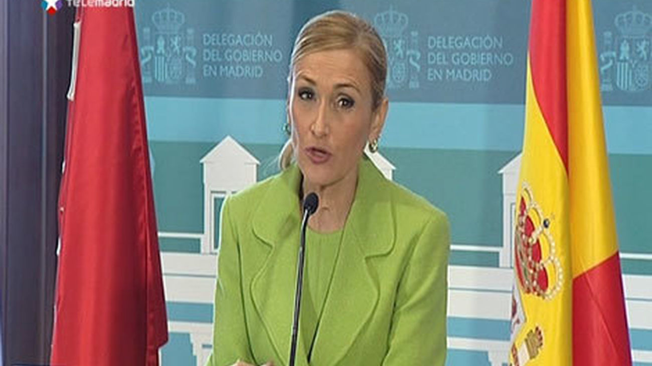 Cifuentes se reune con los dirección de los colegios de los distritos donde actua el pederasta