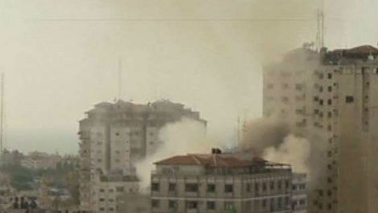 Cubierto con lloviznas matinales