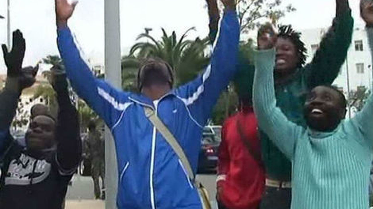 Interior dice que los inmigrantes tienen que cumplir la ley y entrar legalmente en España y no usando la fuerza