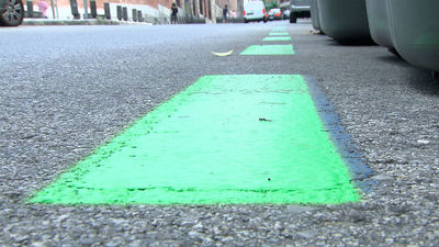 Las plazas azules del centro de Madrid pasan a ser verdes