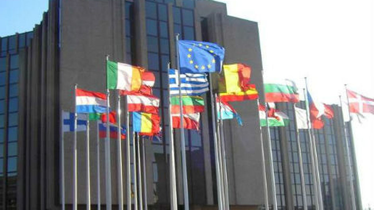 El Tribunal de la Unión Europea anula el céntimo sanitario y exige su devolución