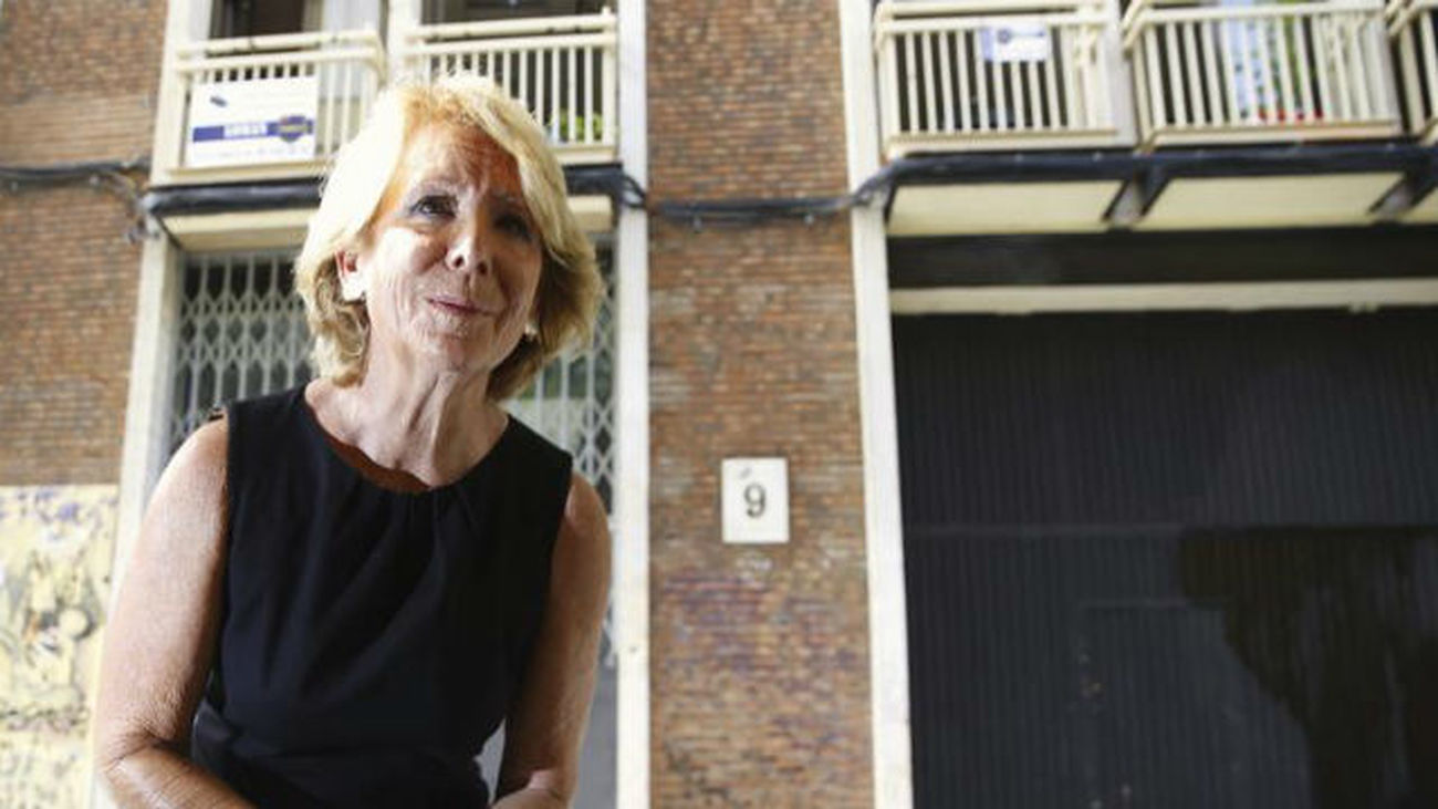 Aguirre ve "alucinante" que el juez sugiera financiación irregular de PP de Madrid, que estudia personarse