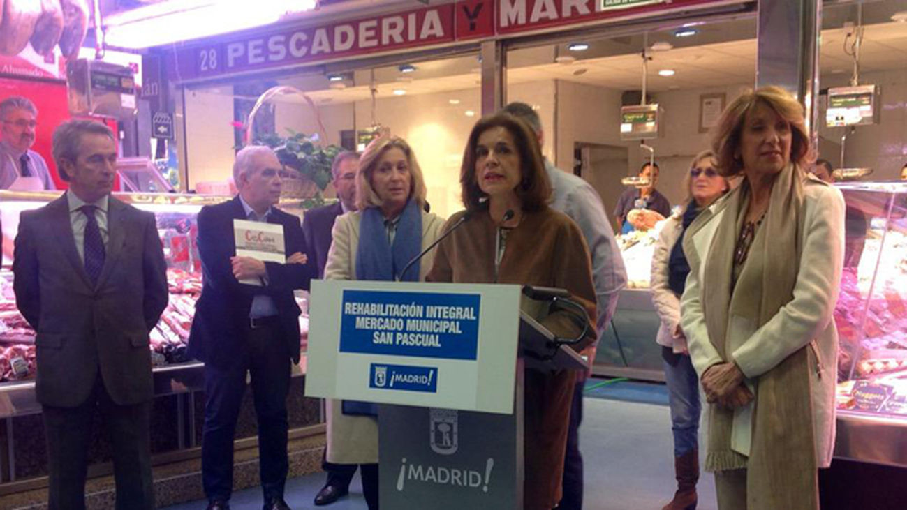 Ana Botella promete ayudas financieras para la mejora de los Mercados madrileños