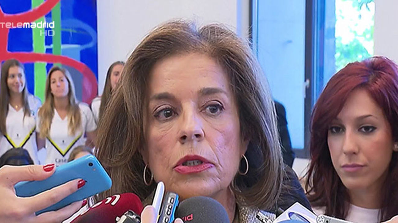 Ana Botella afirma que la cúpula de su partido tiene que reflexionar tras los resultados electorales
