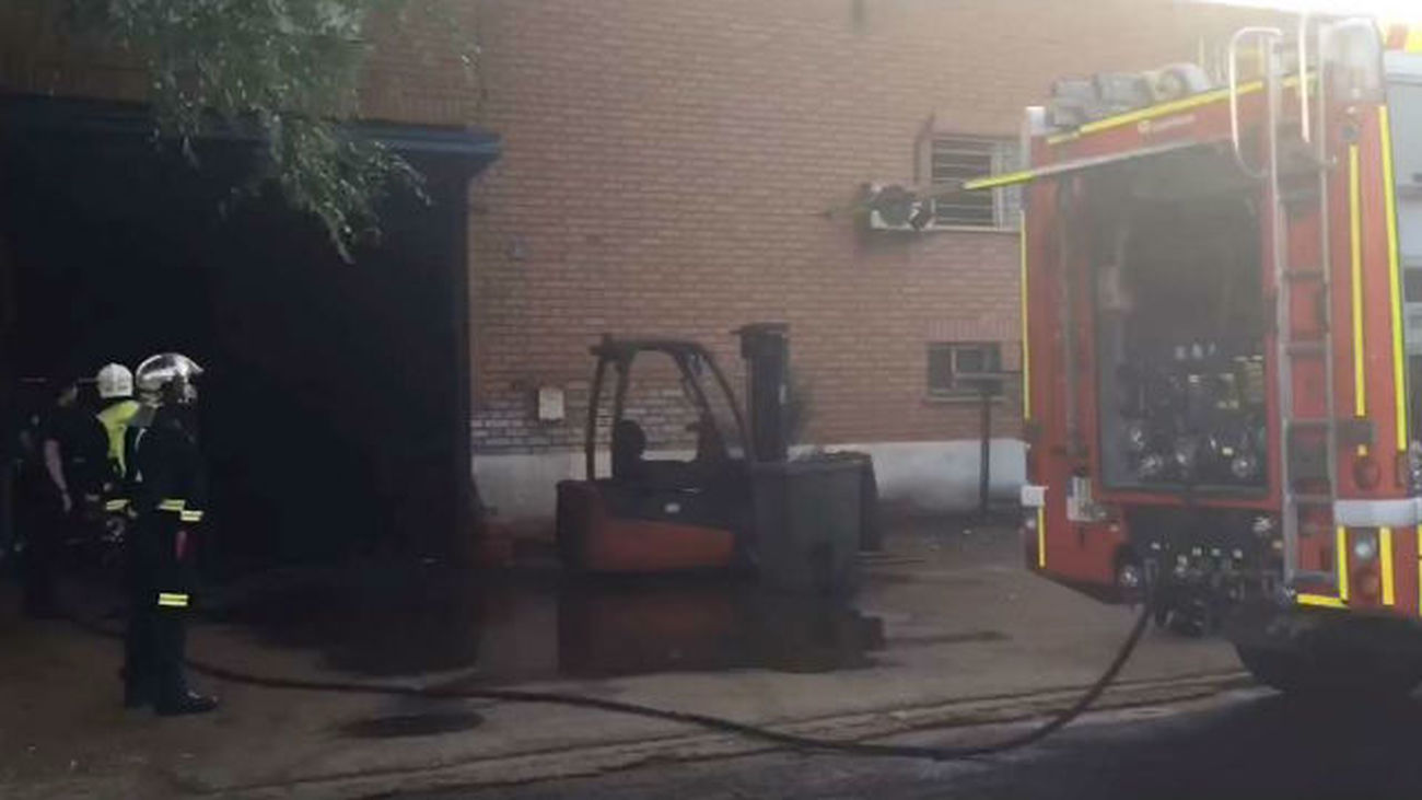 Aparatoso incendio en un piso del barrio de Malasaña, sin heridos
