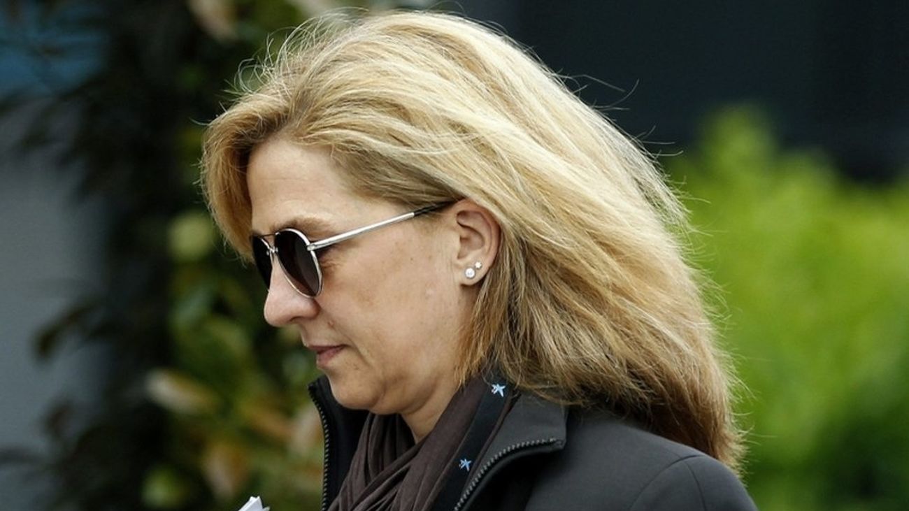 La Audiencia rebaja la fianza de la infanta Cristina de casi dos millones seiscientos mil euros a cerca de 450.000 euros