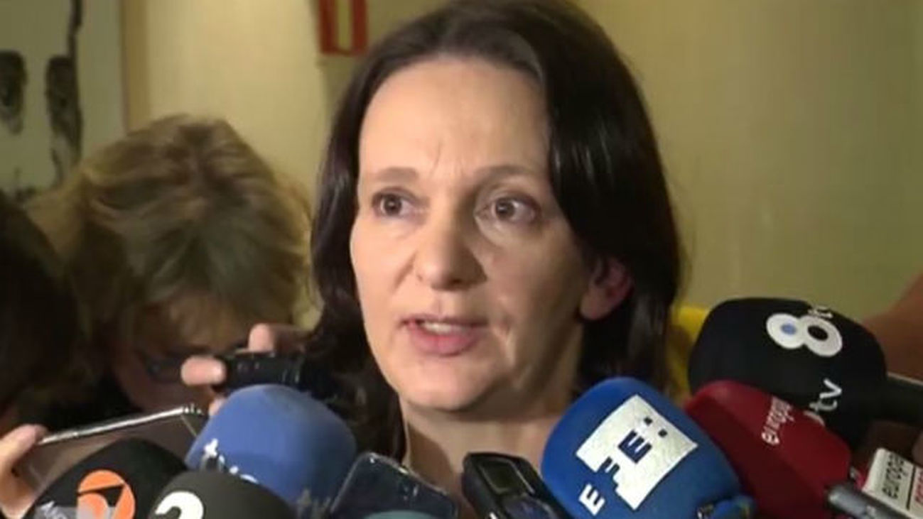 Bescansa se desentiende de Podemos Zaragoza, que ‘diseña’ un gobierno con ministros de PSOE, Podemos e IU