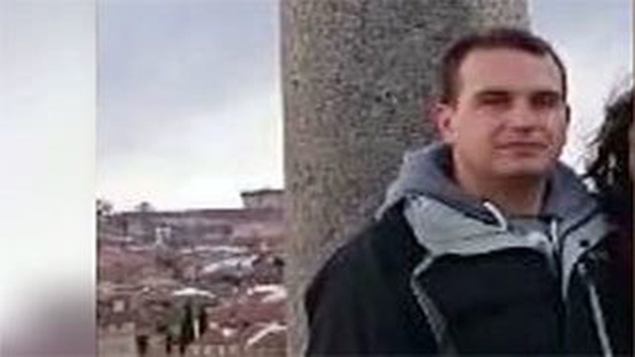 Botella concede la máxima distinción de Madrid al policía arrollado por el tren