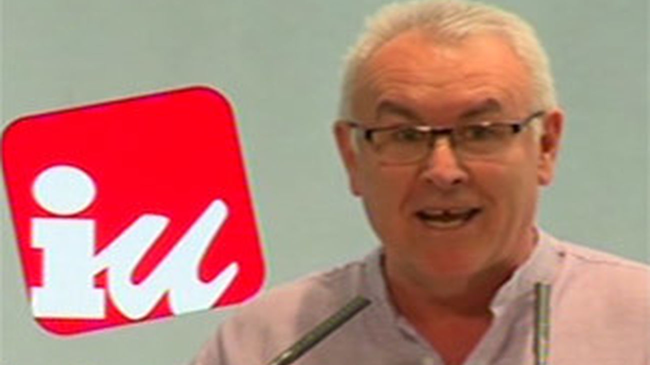 Cayo Lara acusa por primera vez a Podemos de lanzar una opa hostil contra IU