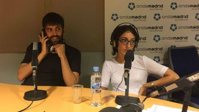 De uno en uno 22.09.2016: Iván Cicchetti, director, Cintia Ramírez, codirectora de Espositivo, y Desi Civera, artista
