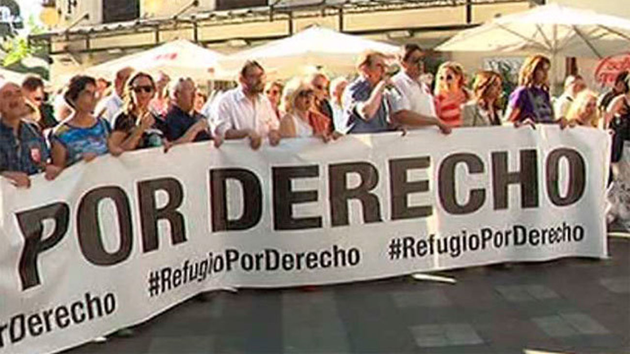 Cientos de personas se manifiestan en Madrid para pedir refugio por derecho